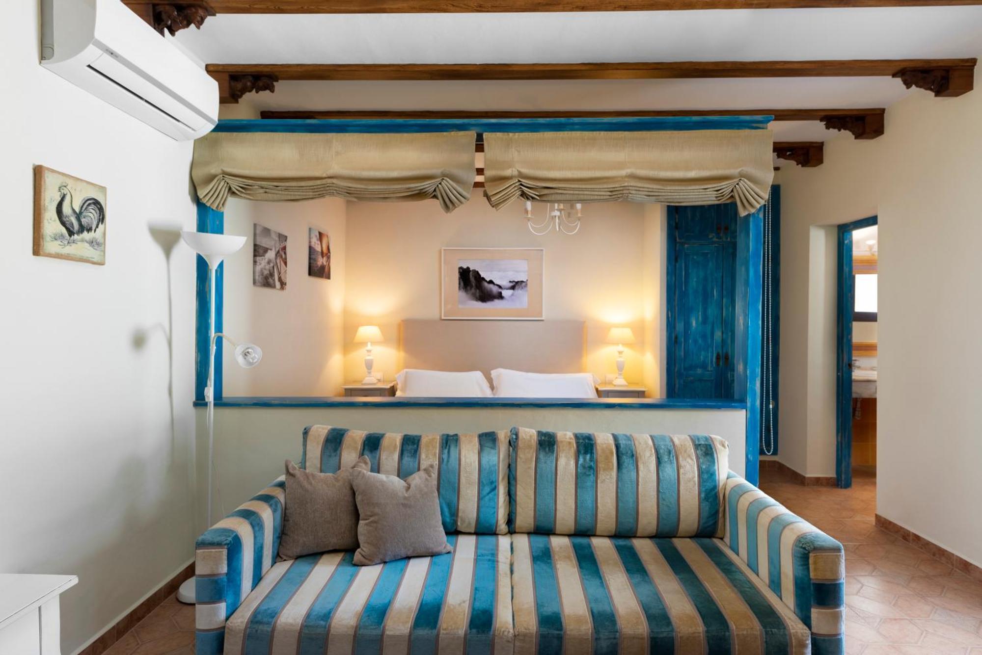 Suites Cortijo Fontanilla Conil De La Frontera Exterior foto