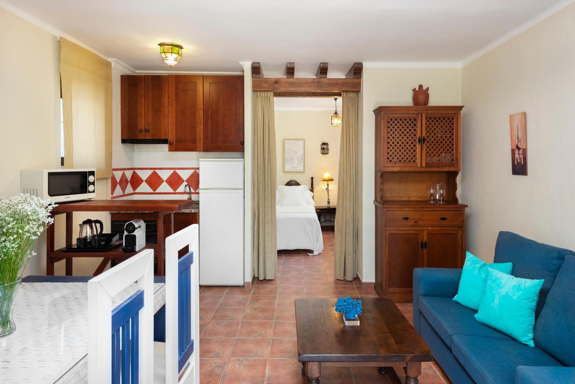 Suites Cortijo Fontanilla Conil De La Frontera Exterior foto